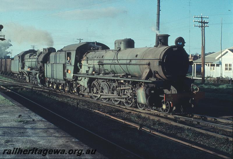 P11543
W class 912, S class on coal train, Brunswick Junction?
