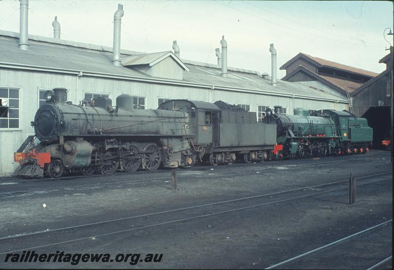 P11548
PMR class 735, East Perth loco shed. ER line.
