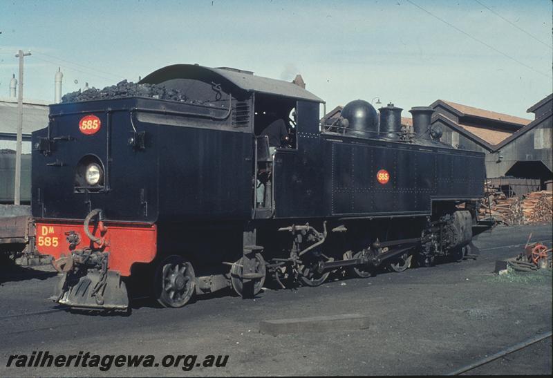 P11558
DM class 585, faade of East Perth loco shed. ER line.
