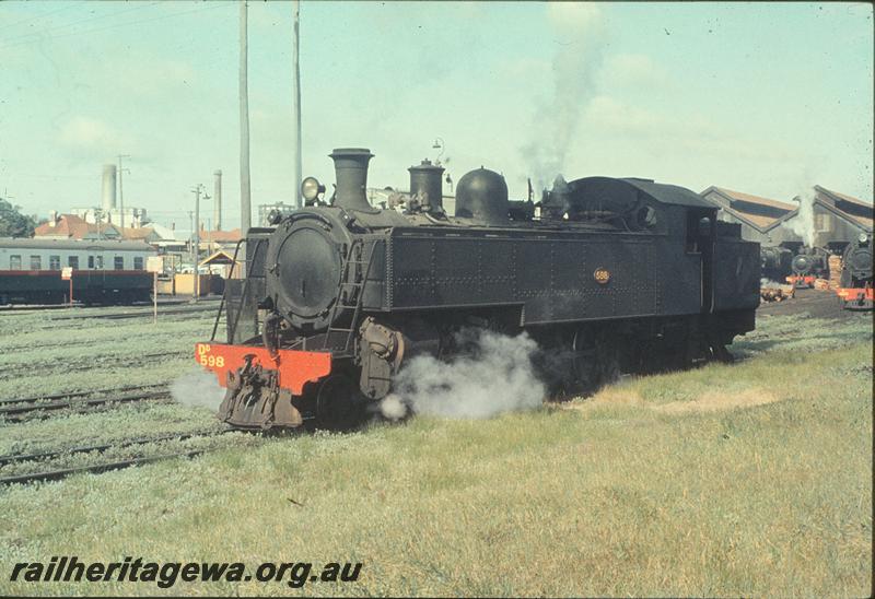 P11592
DD class 598, ADX class railcar in background, East Perth loco shed. ER line.
