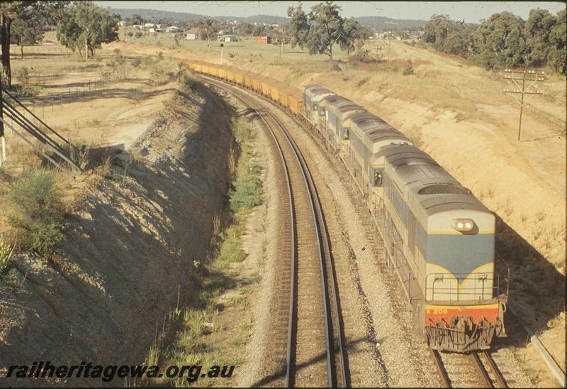 P11741
K class 209, plus 3 x K class, up iron ore, old ER visible in background, at Great Eastern Highway overbridge, Bellevue. ER line.
