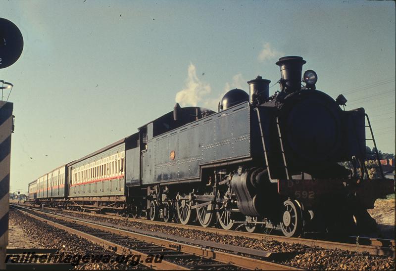 P11879
DD class 592 with DM class driving wheels, suburban passenger. Unknown location.
