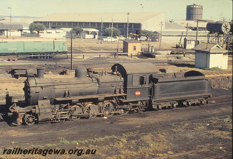 P11889
FS class 460, Locomotive instruction van in background, East Perth loco shed. ER line.
