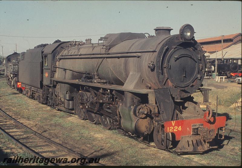 P12144
V class 1224, PMR class, East Perth loco shed. ER line.
