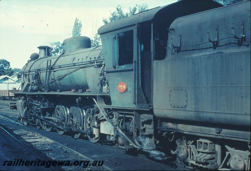 P12439
W class 924, Bridgetown loco, PP line.
