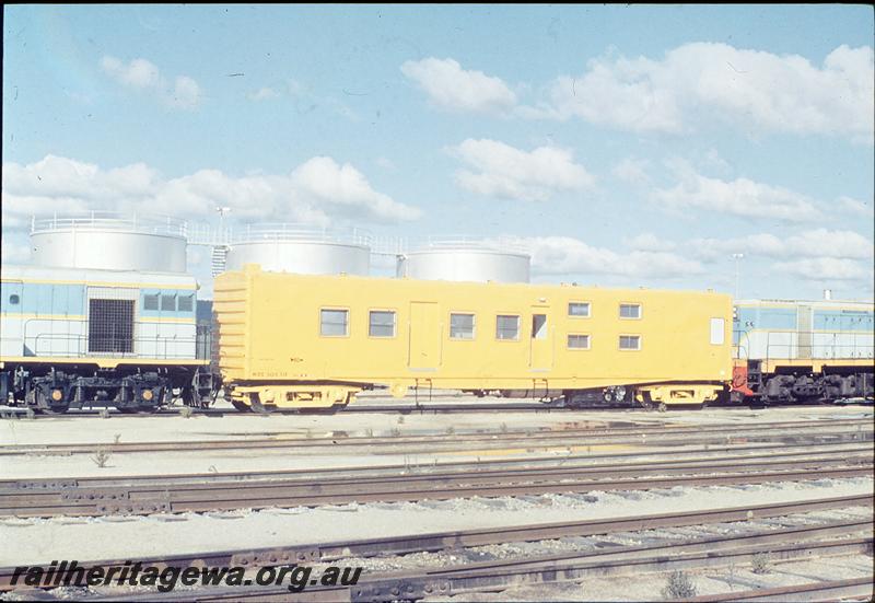 P12493
WSC class 30630, new crew van at Kewdale loco shed, SG line.
