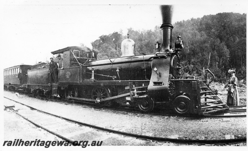 P13563
TGR 4-4-0 loco, similar to Millars loco 