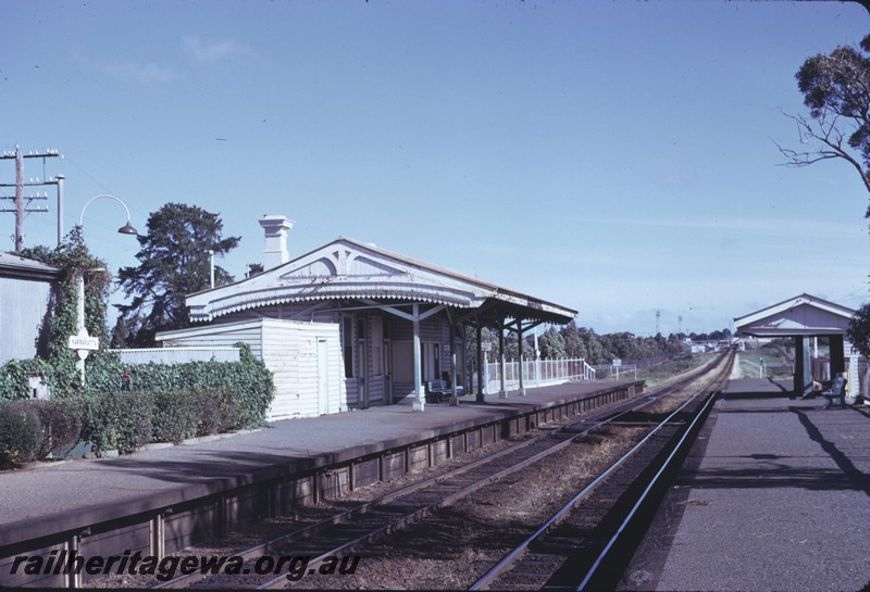 P14386
Station buildings, platforms, Karrakatta, view looking west along the platform
