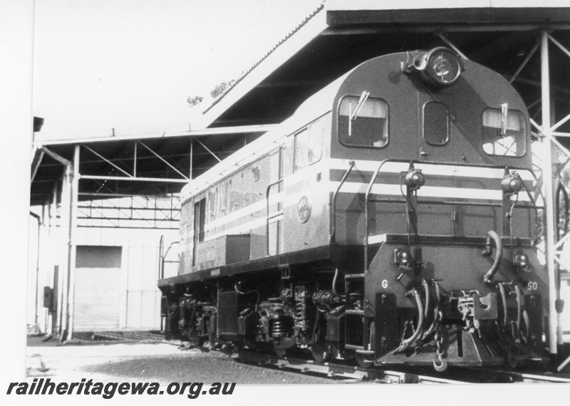 P16414
MRWA G class 50, MRWA depot, Midland, side and end view
