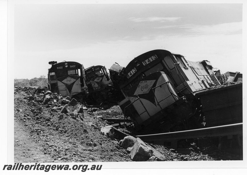 P16736
Cliffs Robe River (CRRIA) M636 class 9413, 9417, 9422 accident Siding 1. locomotive 9417 was written off as a result of the accident.
