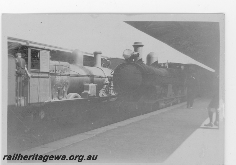 P16855
Commonwealth Railways (CR) -TAR line G class 1 and unidentified G class at Kalgoorlie Station.
