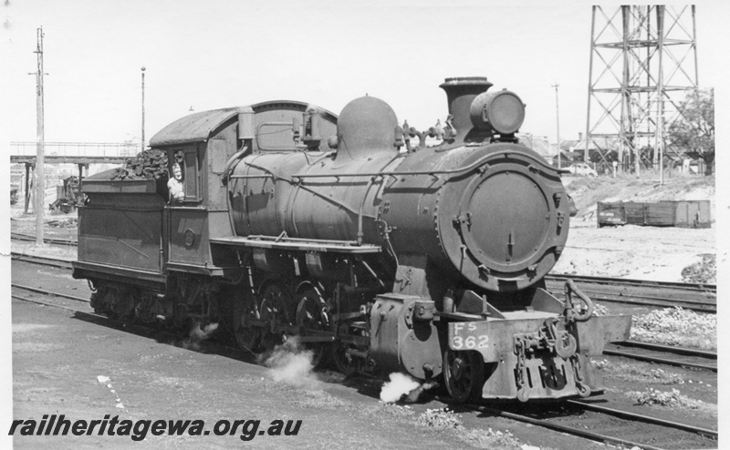 P17150
FS class 362 locomotive at East Perth loco. Loco used to steam for cleaning of other locomotives. Note footbridge in background as well as electrical tower.
