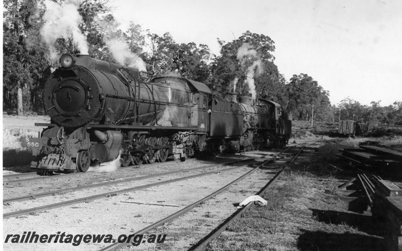P18398
S class 550, W class 924, about to reverse onto No 93 goods train, scotch block on adjacent track, Greenbushes, PP line

