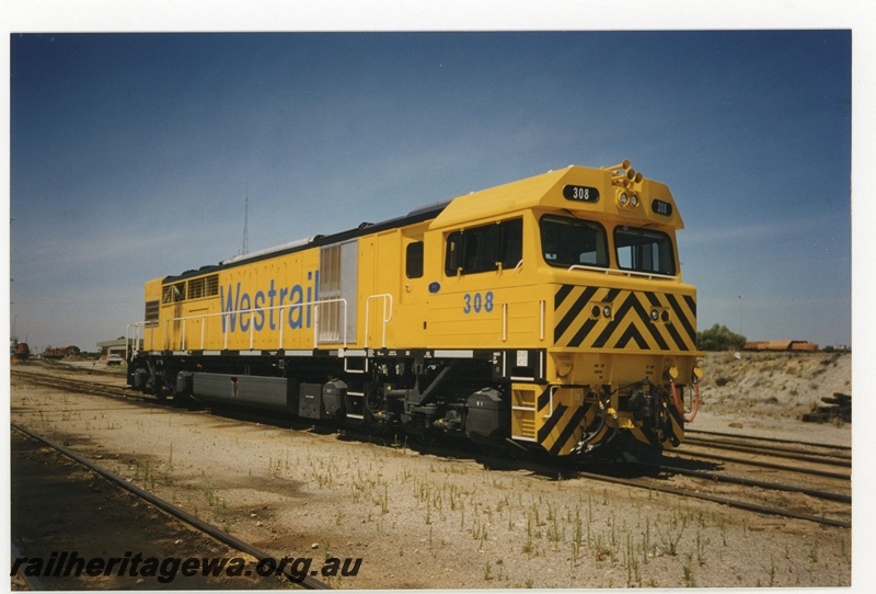 P19127
Q class 308  (reclassified Q class 4008) at Forrestfield. Painted Westrail yellow. 
