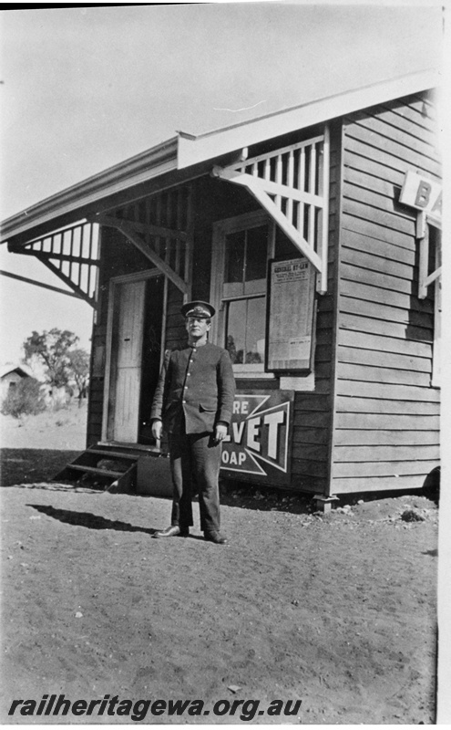 P19157
Commonwealth Railways (CR) station building, with uniformed station master A. Rees standing in front, Barton, TAR line, c1918-20
