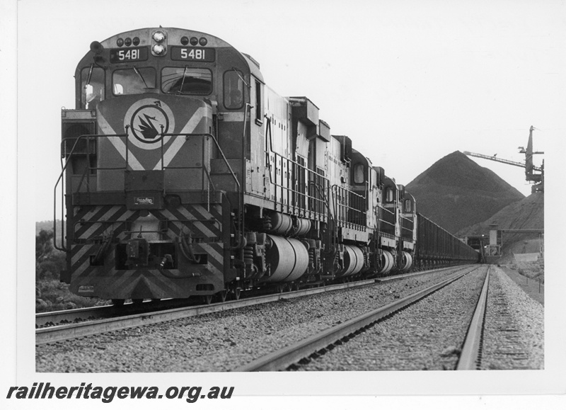 P19224
Mount Newman Mining (MNM) M 636 class 5481 leads three other locomotives at the loadout tunnel Newman. 

