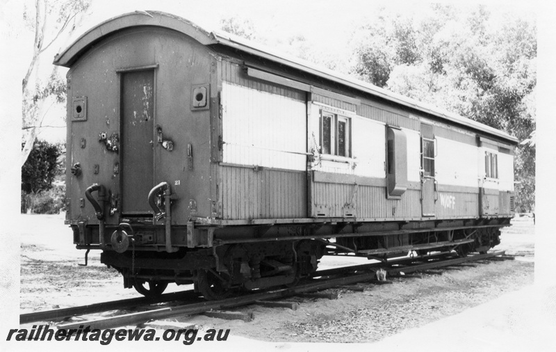 P19365
2 of 2 views of ZJ class 427, ex Australind brakevan, at Kalamunda, green livery with cream stripe, awaiting restoration for the Kalamunda Arts & crafts group, end and side view
