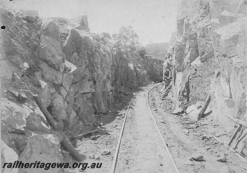 P19679
Cutting in Darling Range. Location not known. 
