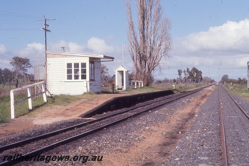 P19931
Station buildings, platform, tracks, Benger, SWR line
