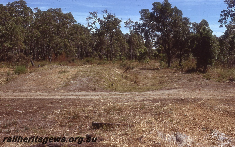 P19947
Old formation, road, Flinders Bay, BB line
