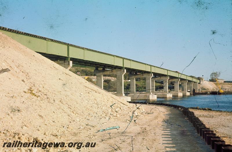 T00101
Steel girder bridge, North Fremantle, when new
