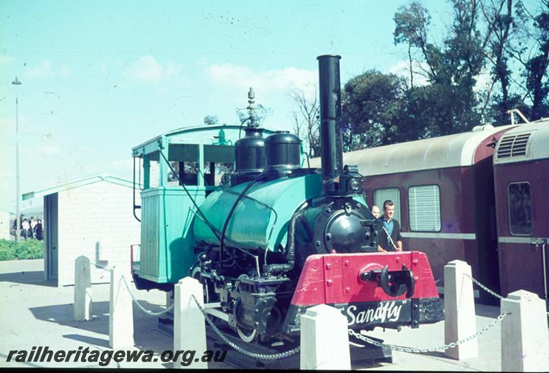 T00111
Commonwealth Railways (CR) Baldwin 0-4-0 loco 