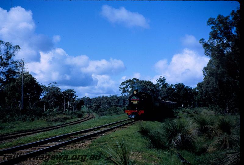 T03774
W class 932, Wooroloo, ER line, ARHS tour train, shows diverging tracks
