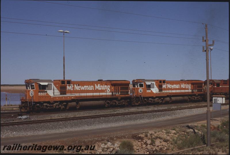 T04086
Mount Newman Mining GE locos CM36-7M class 5507 