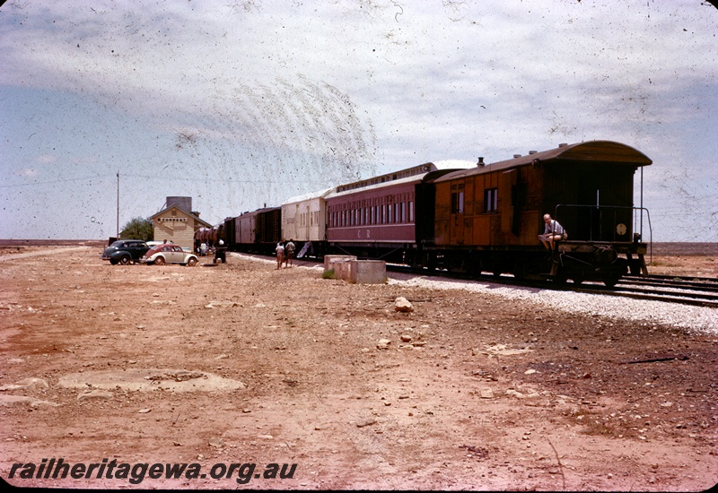 T04430
28 of 38 images of Commonwealth Railways (CR) 