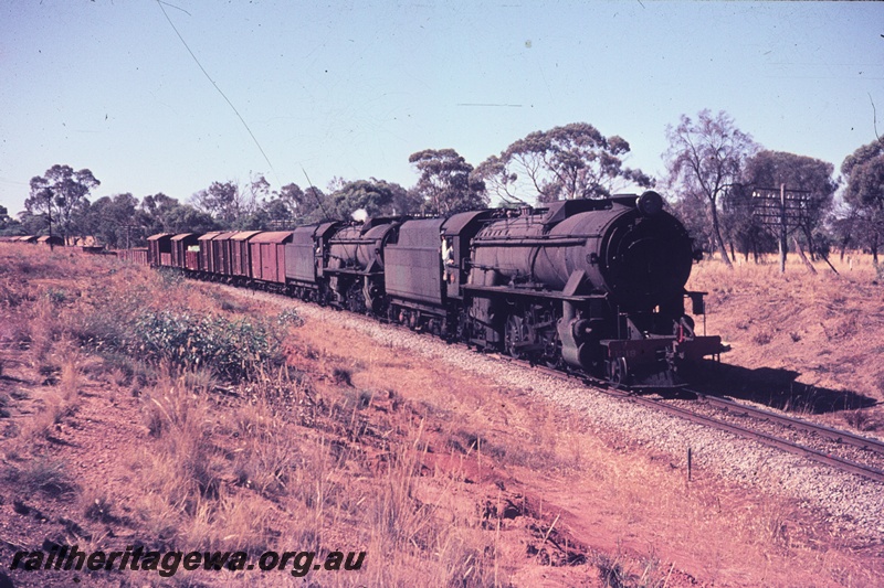 T04476
V class 1218 and 1219 steam locomotives pictured at the 126 mile post on the GSR.
