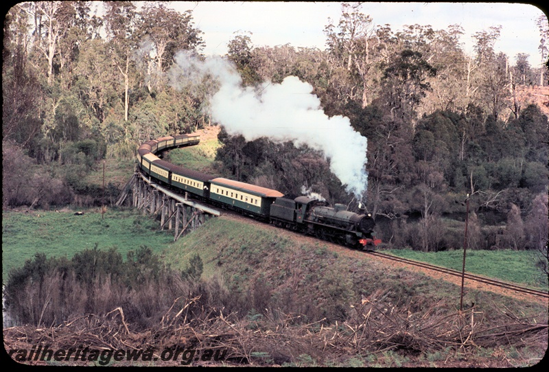 T04499
Another view of a RESO train in the lower South West of the State hauled by an unidentified W class steam locomotive. See T4498.

