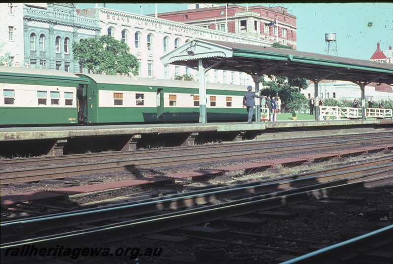 T04556
AN class 413 Vice Regal Carriage at the rear of the Royal train being propelled into the Armadale dock at Perth Station.
