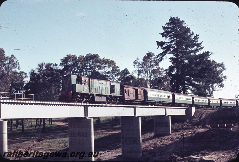 T04687
RA class 1911 diesel locomotive at the head of the 'King Karri Reso' returning from Pemberton.
