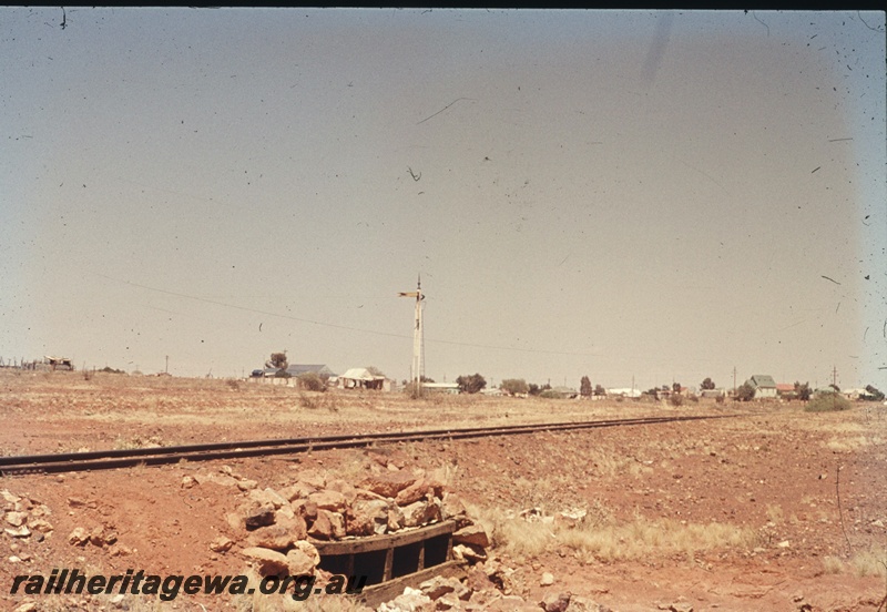 T04725
Portion of the Wiluna line pictured at Meekatharra.
