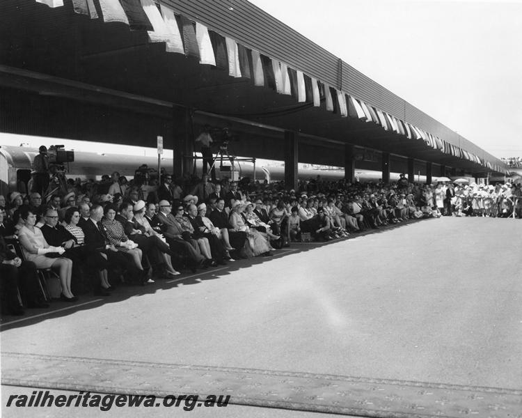 P00155
Invited guests at East Perth Terminal for the ceremony to celebrate the arrival if the inaugural 