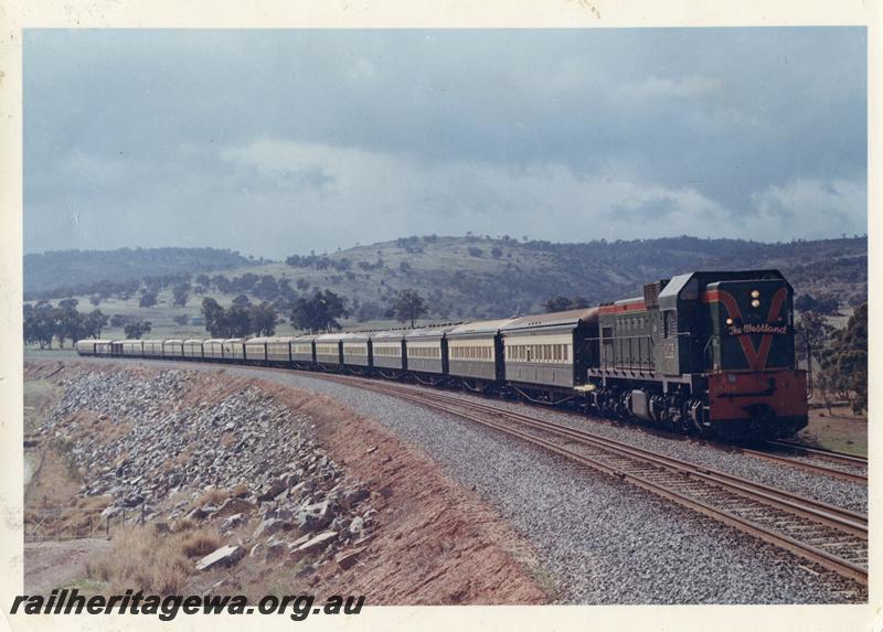 P00244
A class 1508 hauling 