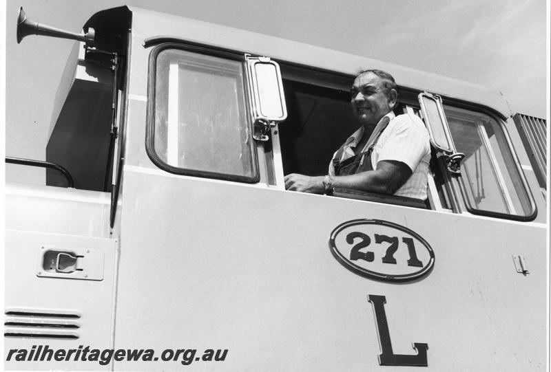 P00271
L class 271, view of driver leaning out of the cab window, loco recently painted in the Westrail livery.
