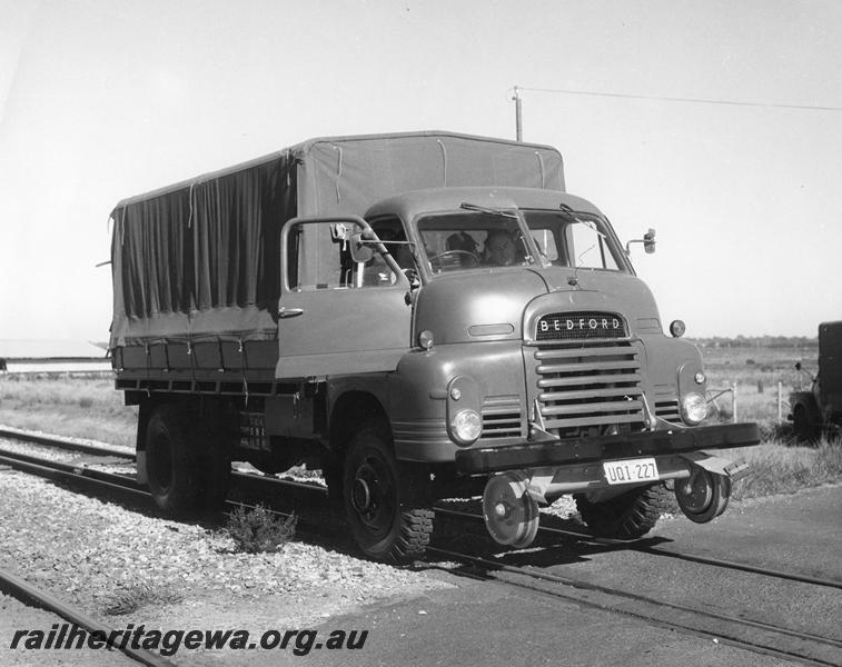 P00359
Bedford 5 ton Rail/Road emergency vehicle with guidance wheels raised, side and front view
