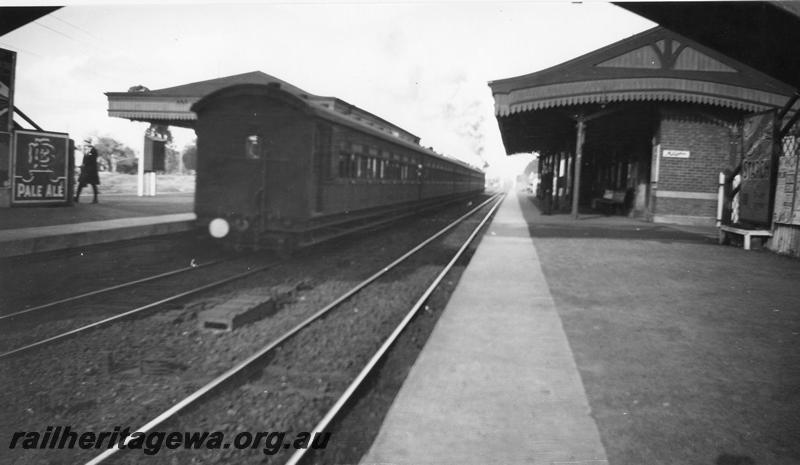 P00482
Passenger train at Guildford station, view looking east. c1926
