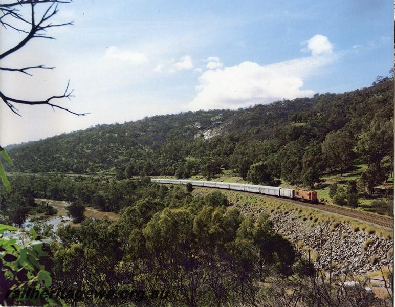 P00495
K class standard gauge loco hauling the 