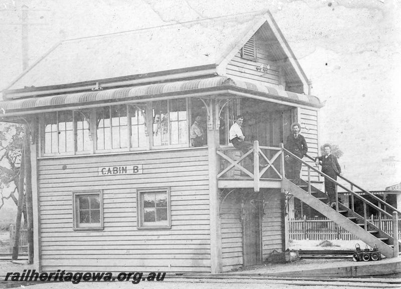 P00548
Signal box Midland Junction Cabin B, trackside view, staff posing on the steps
