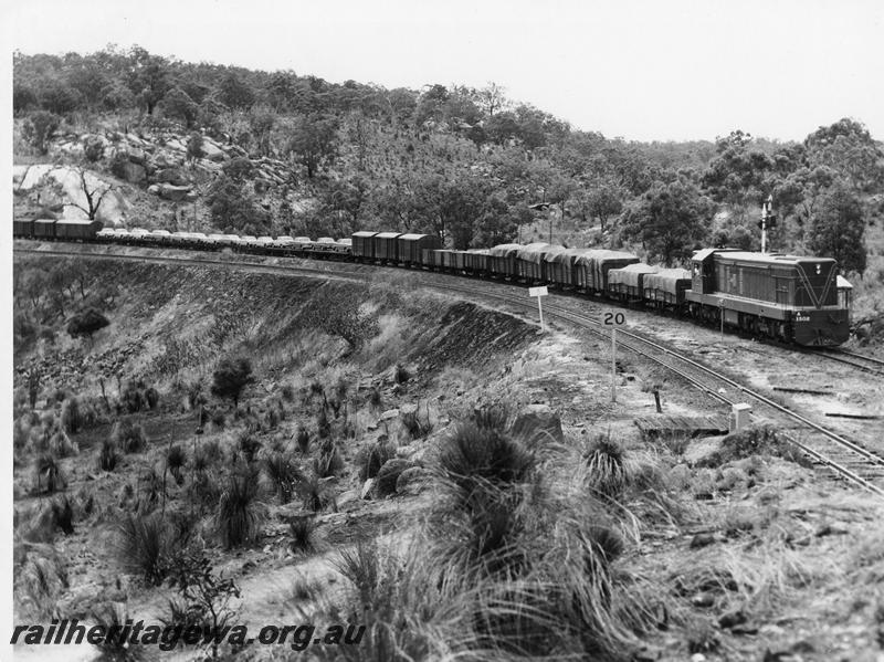 P00563
A class 1502 having just emerged from the Swan View Tunnel, on 