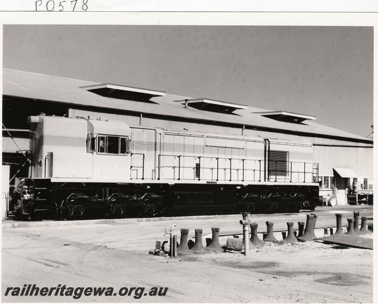 P00578
KA class 211 standard gauge loco, front and side view, recently converted from RA class loco
