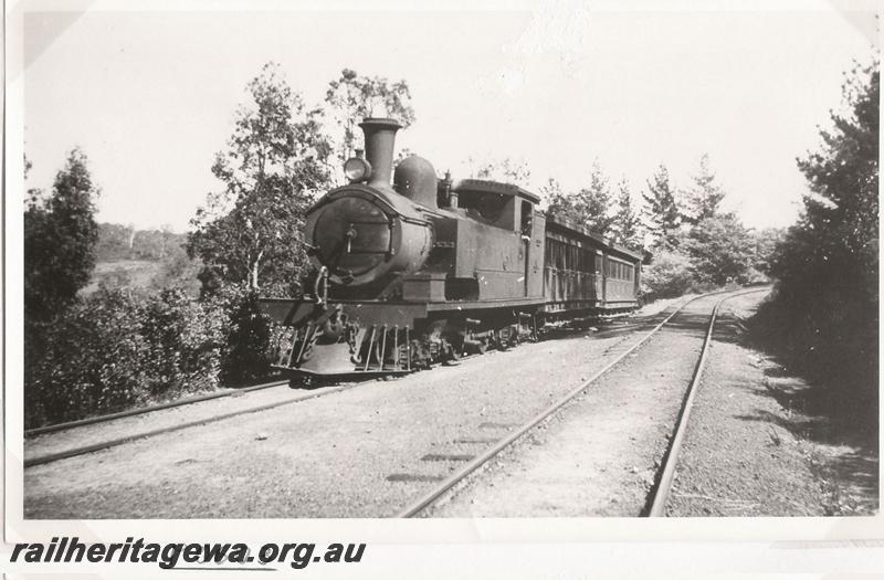 P00603
N class 256, Karda-Mordo, Mundaring Weir line, MW line, on No.33 Down passenger.
