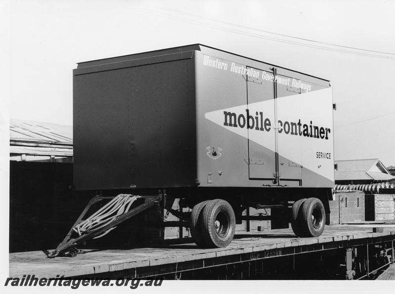 P00793
Mobile container on flat wagon, front and side view. Same as P1923
