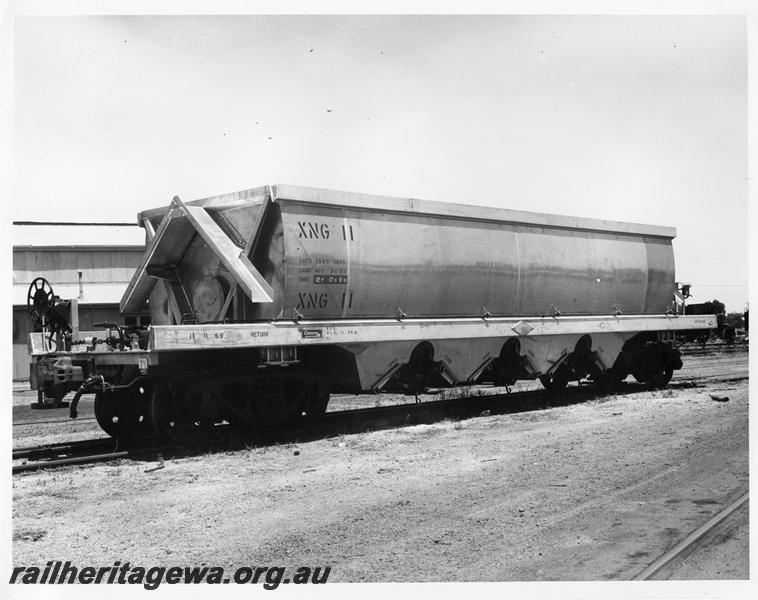 P00814
XNG class 11, end and side view, same as P0362
