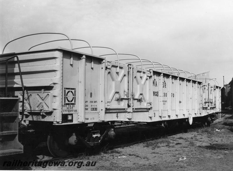 P00823
WGS class gondola,(later reclassified to WOAX class) end and side view
