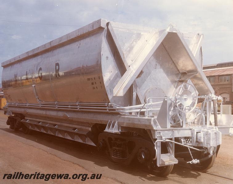 P00843
XC class bauxite wagon, Midland Workshops, side and end view
