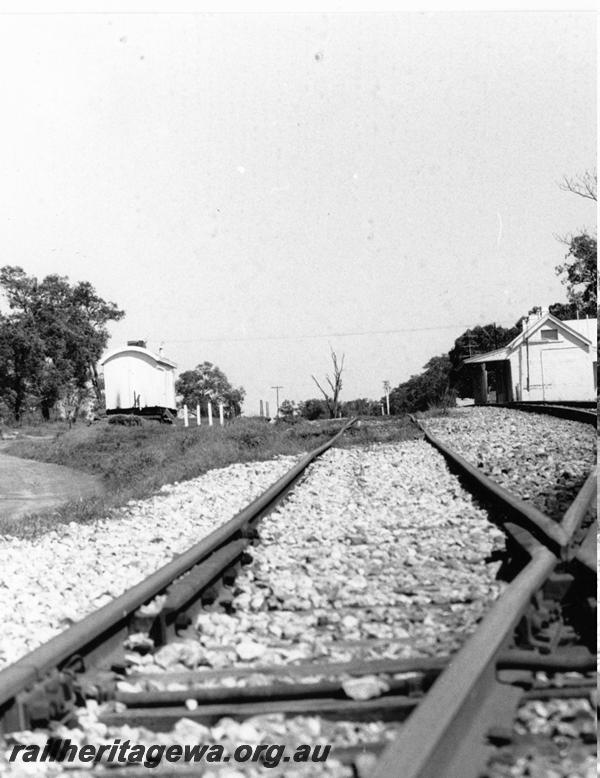 P00875
Station building, Gingin, MR line, side view of east end
