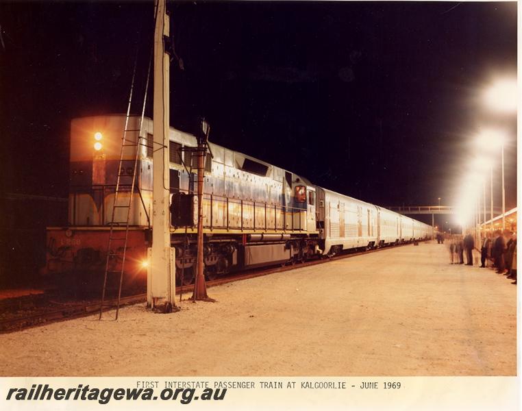 P00916
L class 268, passenger train, Kalgoorlie, first interstate passenger train.
